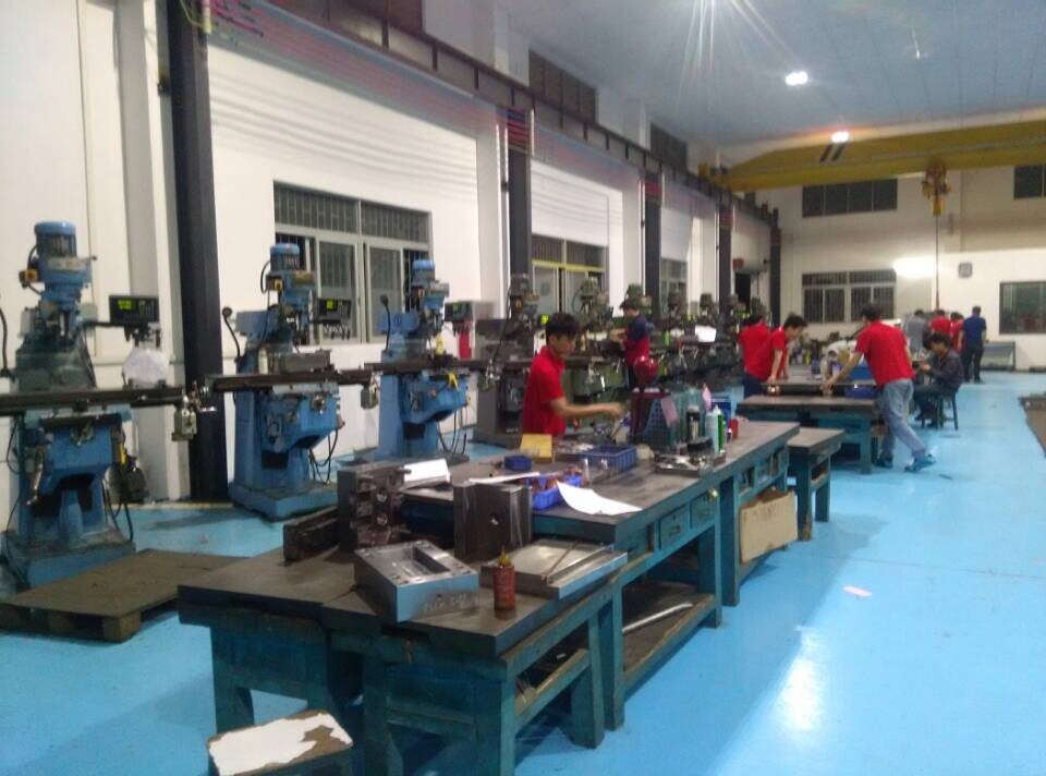 塑膠模具 塑膠模具