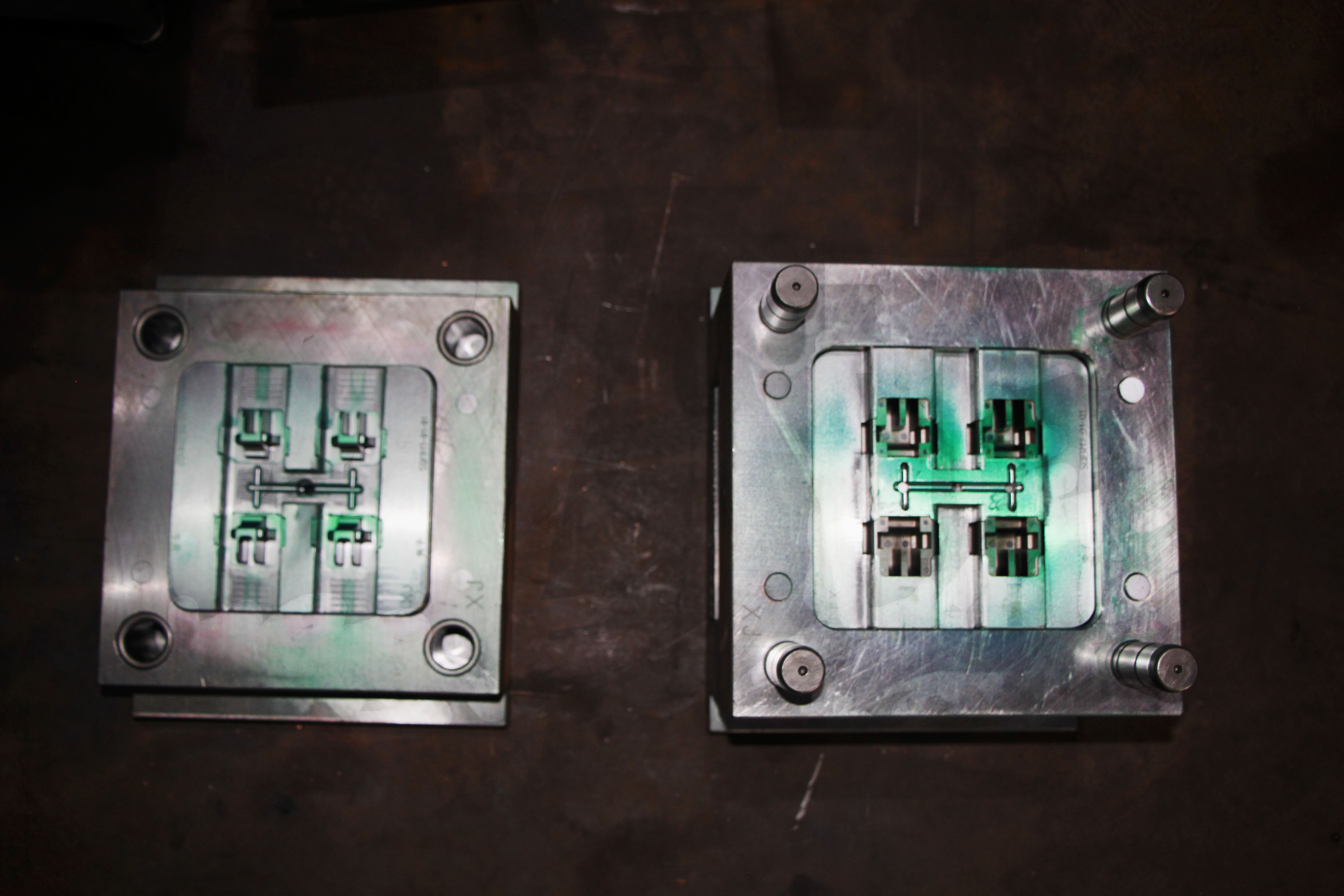 塑膠模具 塑膠模具