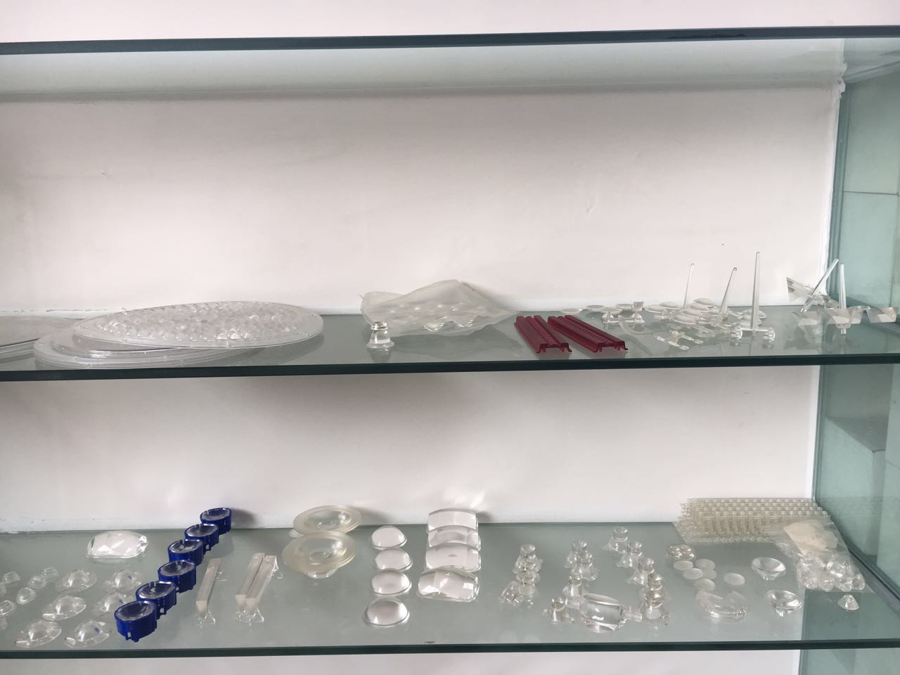 旭錦光學(xué)透鏡展示柜 旭錦光學(xué)透鏡展示柜