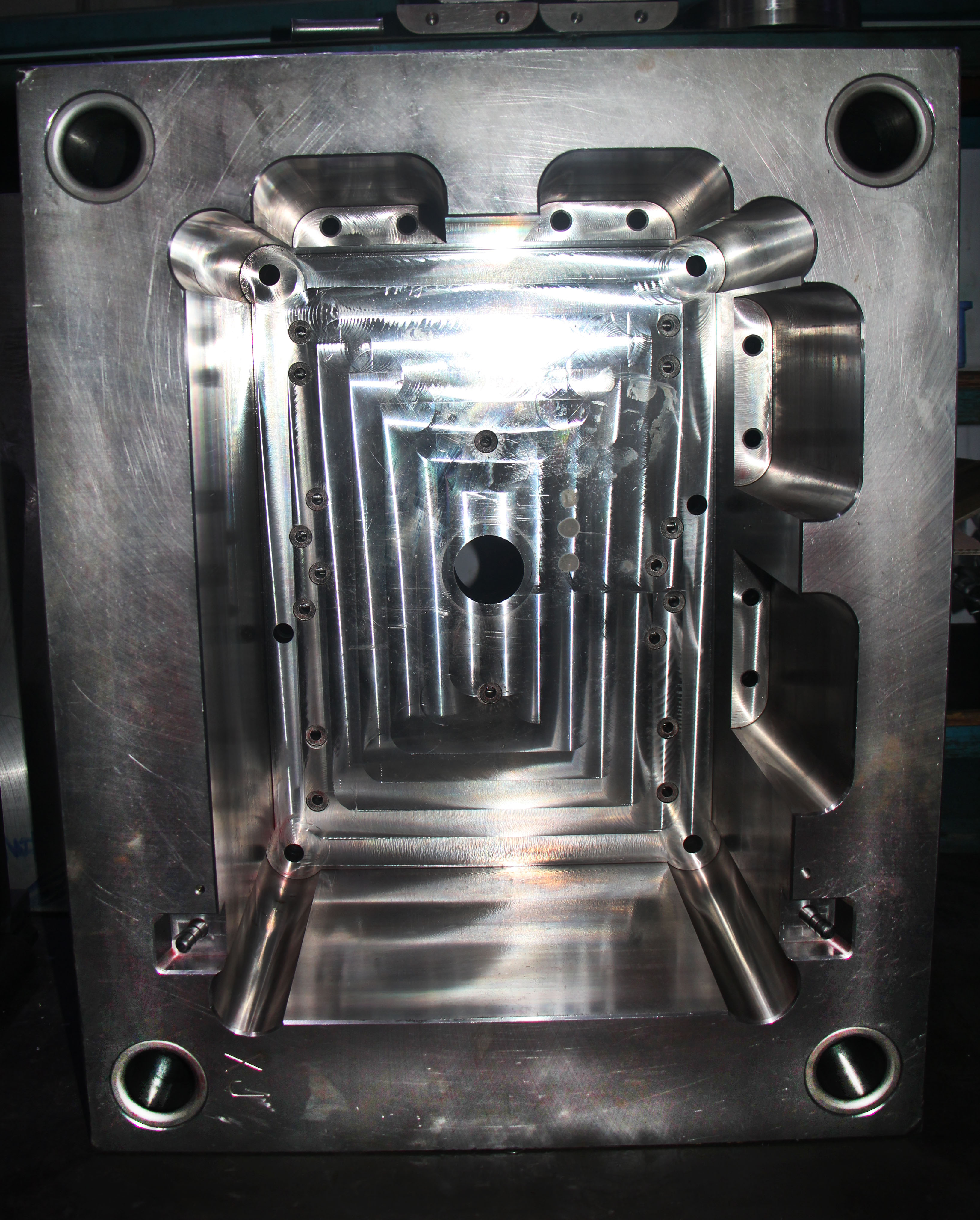 旭錦塑膠模具 旭錦塑膠模具